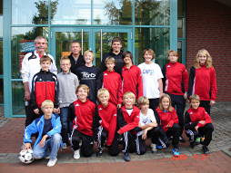 Foto der DFB-Trainingsgruppe vor ihrem Besuch in Groningen