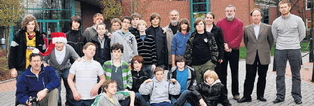 Gruppenfoto vor dem TGG