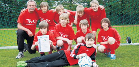 Die Schulfußballer des Leeraner Teletta-Groß-Gymnasiums bei den Ostfrieslandmeisterschaften 2010 im Wettkampf IV