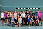 Foto der erfolgreichen Mannschaften beim Sporttag der 8. Klassen 2014 mit dem Schulleiter Herrn Visser