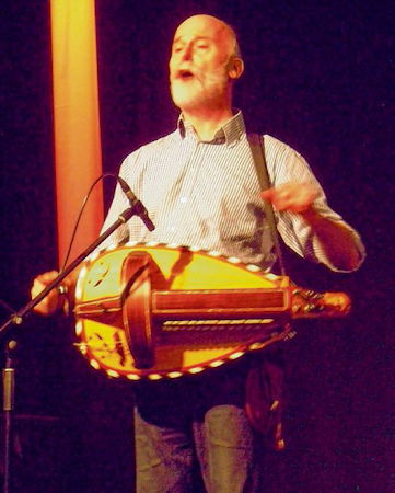 Foto vom Auftriit Damian Clarkes