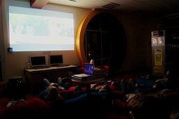 Foto vom Leseabend in der Bibliothek am 13.11.2015