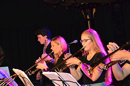 Foto vom Auftritt der „Groove Gang“ bei der Benefizparty im Zollhaus am 04.11.2016