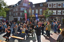 Foto vom Auftritt der Bläserklasse 10cb beim Fest der Kulturen im September 2018