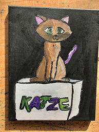 Foto von Ergebnissen der Kunst-AG 2018/19