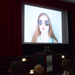 Foto von der Preisverleihung des 1. Kurzfilmwettbewerbes 'TELETTA FILMT' 2019