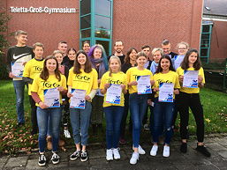 Foto vom TGG-Team beim 25 h-Schwimmen 2019