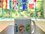 Foto des Foyers mit TGG-Becher