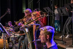 Foto von der Groove Gang des TGG beim 10. Niedersächsischen Bigband-Meeting in Stadthagen
