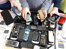 Foto von der Handysammelaktion am TGG (November 2021