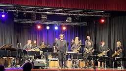 Foto vom Bigband-Konzert in der TGG-Aula am 15.04.2023