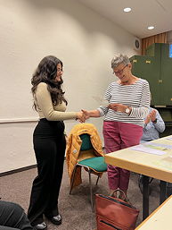 Foto von der übergabe der Baumspenden-Urkunden (September 2023)