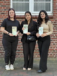 Foto von der übergabe der Baumspenden-Urkunden (September 2023)
