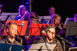 Foto vom Auftritt der Bigband „The Groove Gang“ bei der Lions-Benefizparty am 03.11.2023