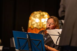 Foto vom Auftritt der Bigband „The Groove Gang“ bei der Lions-Benefizparty am 03.11.2023