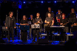 Foto vom Auftritt der Bigband „The Groove Gang“ bei der Lions-Benefizparty am 03.11.2023