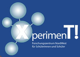 Das Logo des Forschungszentrums NordWest für Schülerinnen und Schüler zeigt Moleküle auf blauem Grund mit der weißen Aufschrift 'XperimenT!'.
