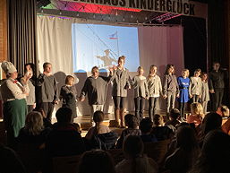 Foto von der Theateraufführung in Bingum (Januar 2024)