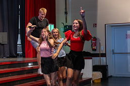 Das Foto zeigt die Bogies am 31.08.2024 in der TGG-Aula.