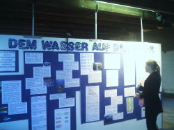 Foto von der Ausstellung zum Wasserprojekt