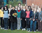 Foto der 8b mit Silke Rösner