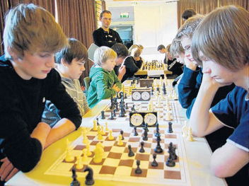 Die TGG-Schachmannschaft beim Weser-Ems-Finale in Schortens 2011